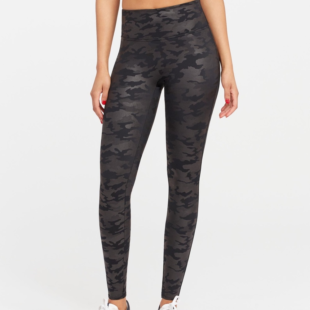 Spans Cameo Faux Leather Legging